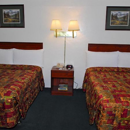 Stone Inn Extended Stay U Of A Τούσον Εξωτερικό φωτογραφία