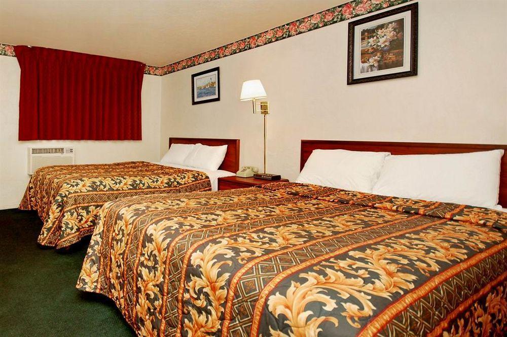 Stone Inn Extended Stay U Of A Τούσον Εξωτερικό φωτογραφία